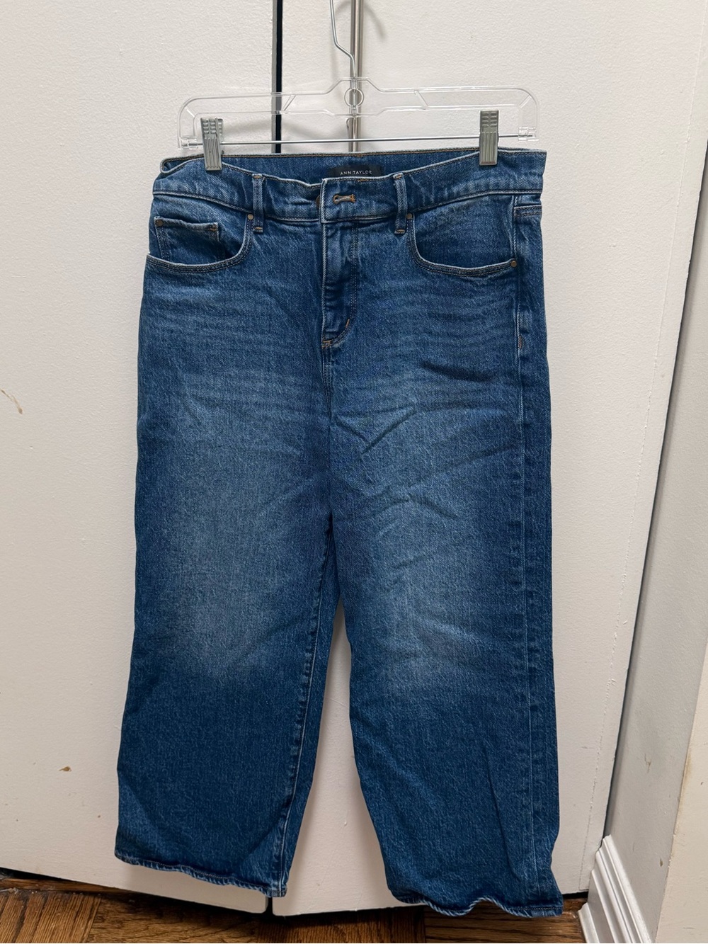 Ann Taylor Petite Wide Leg Crop Jeans, 6P